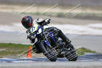 media/Mar-22-2025-TrackDaz (Sat) [[0456df0c41]]/Group B/Session 3 (Outside Grapevine)/